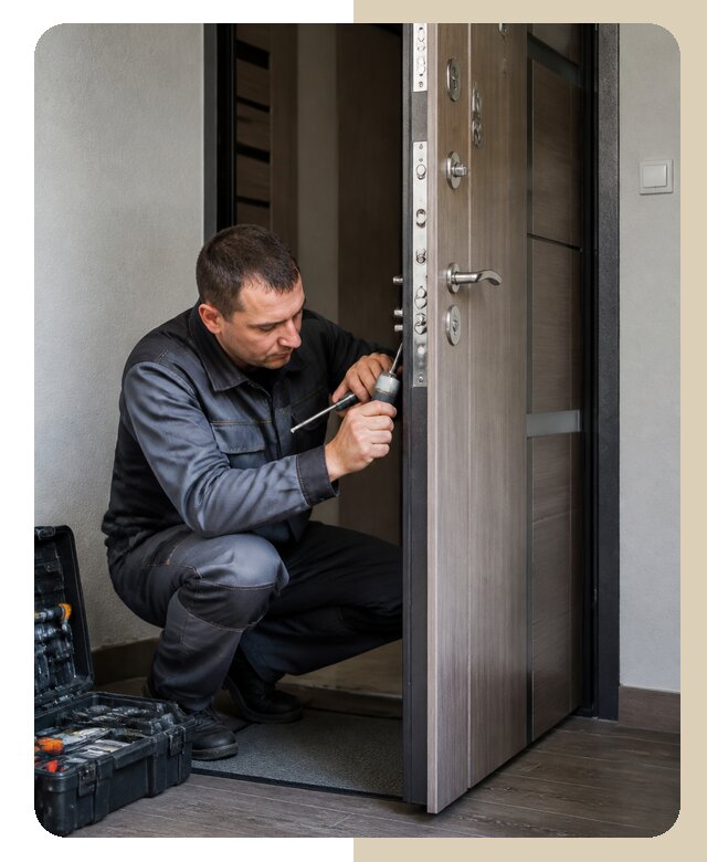 Регулировка входной двери в Кумертау по цене от 2552 р. | ДвериЛегко-Кра